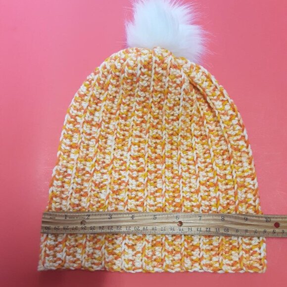 Handmade Crochet Winter Pom-Pom Beanie New - Picture 8 of 8